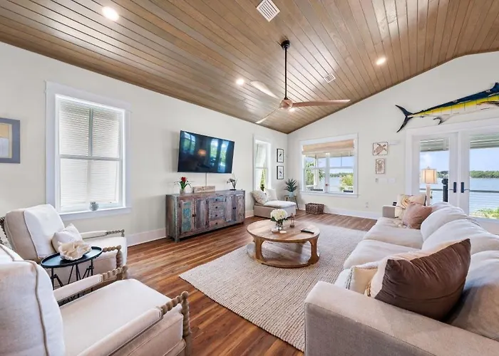 His And Hers By Youngs Suncoast Holiday home Gulf Shores