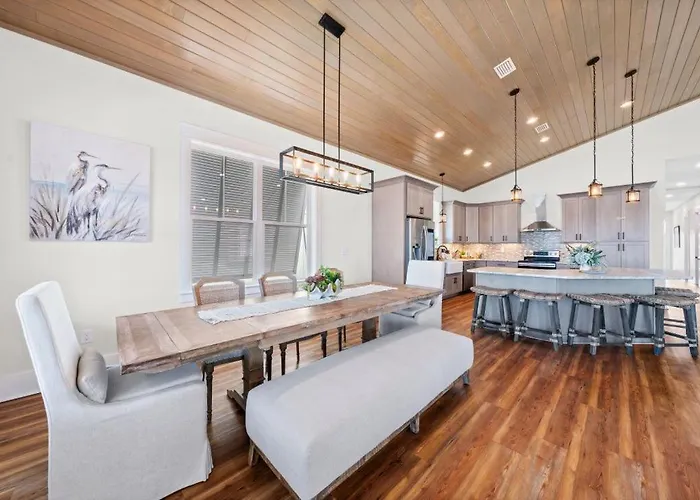 His And Hers By Youngs Suncoast Holiday home *