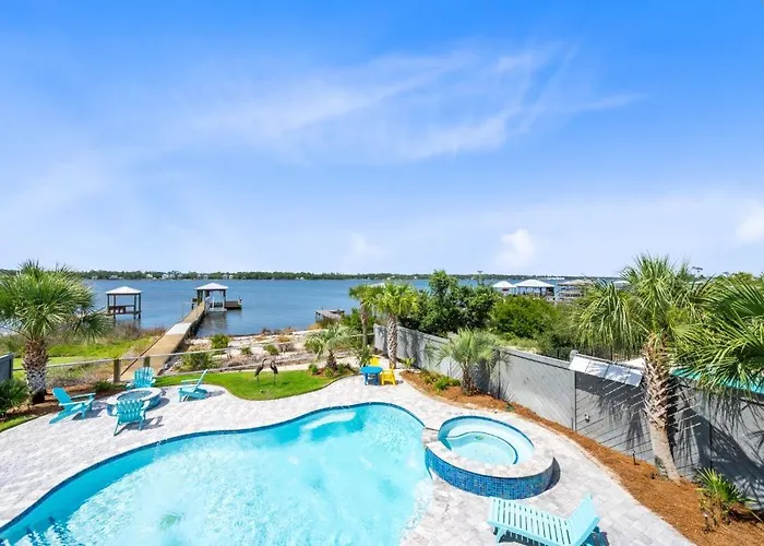 His And Hers By Youngs Suncoast Holiday home *